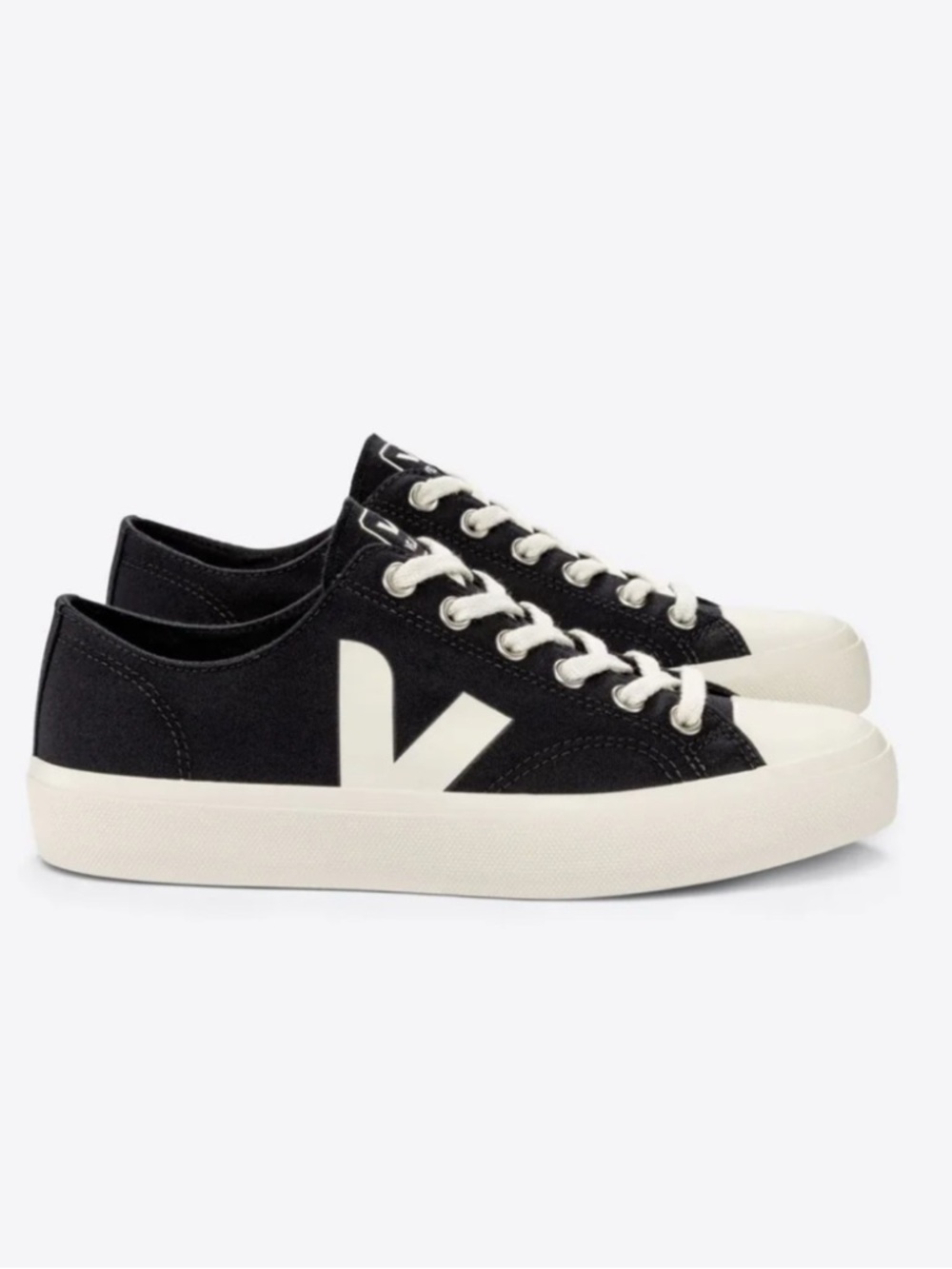 Veja Wata Low II Black Canvas Sneakers size 9 EU 40